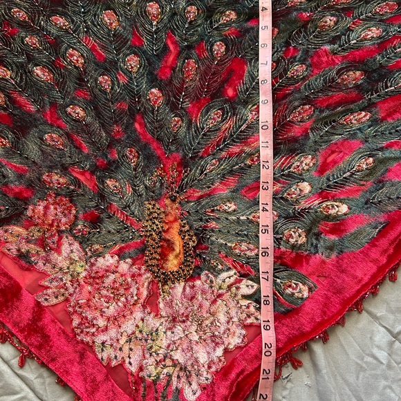 ๐3/$25 Vibrant Red and Black Peacock Pattern Beaded Fringe Shawl - Picture 7 of 9